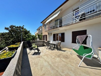 Apartment Two bedroom apartment with terrace and sea view Šilo, Krk A-18724-a - Outdoor photo 25