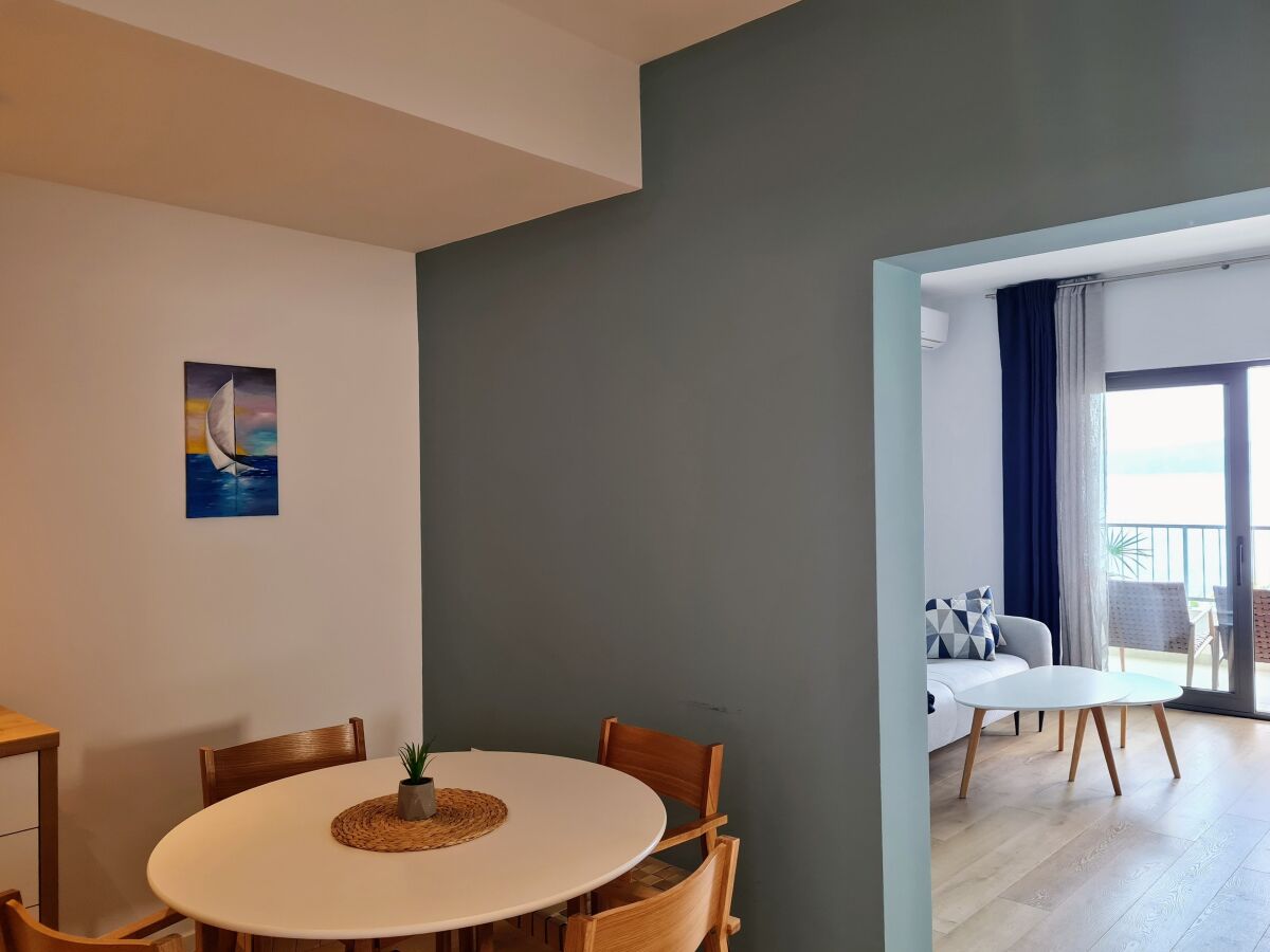 Apartment One bedroom apartment near beach Gornja Podgora, Makarska A-21736-b - Outdoor photo 5