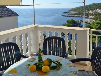 Apartment Two bedroom apartment with terrace and sea view Zavalatica, Korčula A-14204-b - Outdoor photo 14