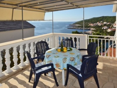Apartment Two bedroom apartment with terrace and sea view Zavalatica, Korčula A-14204-b - Outdoor photo 17