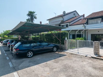 Apartment One bedroom apartment with terrace Poreč A-23561-b - Outdoor photo 9