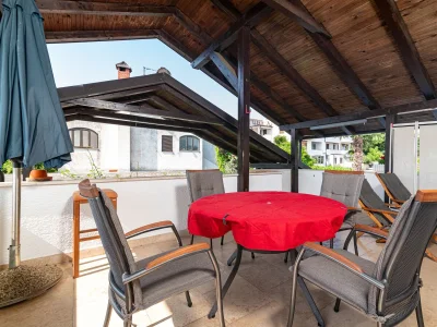 Apartment One bedroom apartment with terrace Poreč A-23561-b - Outdoor photo 21