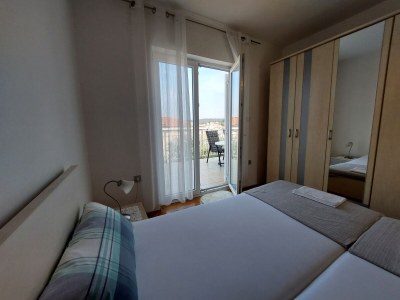 Apartment Two bedroom apartment with terrace Malinska, Krk A-22892-a - Outdoor photo 18