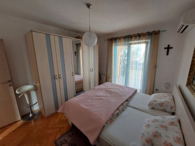 Apartment One bedroom apartment with terrace Malinska, Krk A-22892-b - Outdoor photo 14
