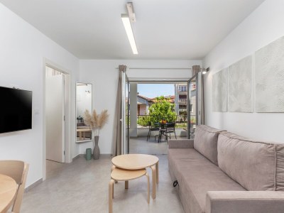 Apartment One bedroom apartment near beach Malinska, Krk A-23651-a - Outdoor photo 2