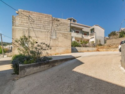 Apartment Studio flat with balcony and sea view Sumartin, Brač AS-13285-a - Outdoor photo 11