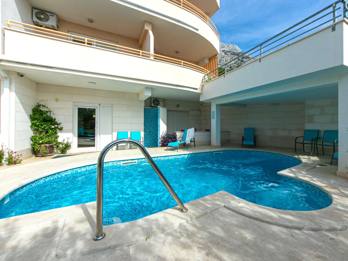 Apartment Two bedroom apartment with terrace and sea view Brela, Makarska A-20065-a - Outdoor photo 5