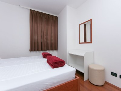 Apartment Two bedroom apartment with terrace and sea view Brela, Makarska A-20065-a - Outdoor photo 20