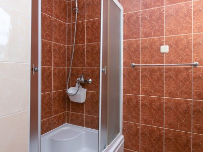 Apartment Two bedroom apartment with terrace and sea view Brela, Makarska A-20065-a - Outdoor photo 25