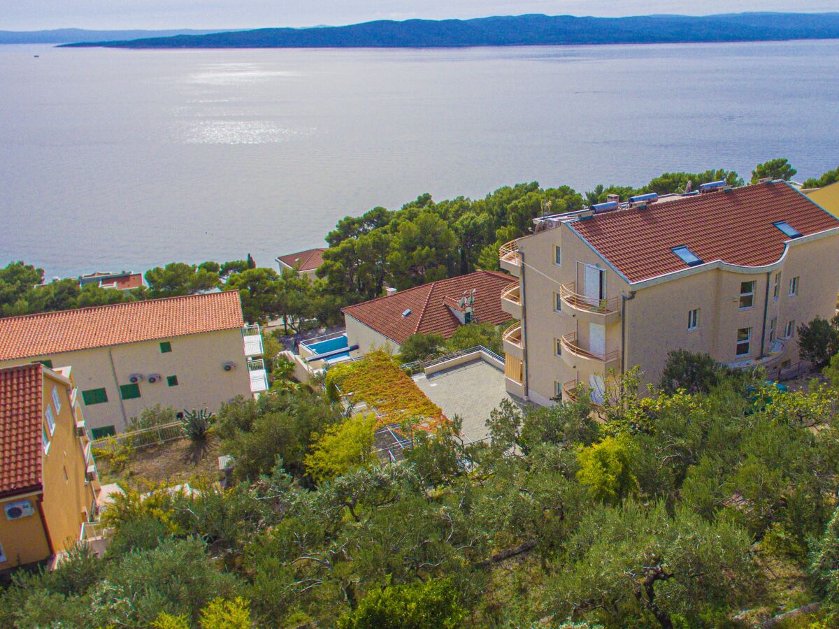 Apartment Two bedroom apartment with terrace and sea view Brela, Makarska A-20066-a - Outdoor photo 4