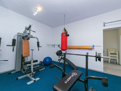 Apartment Two bedroom apartment with terrace and sea view Brela, Makarska A-20066-a - Outdoor photo 12