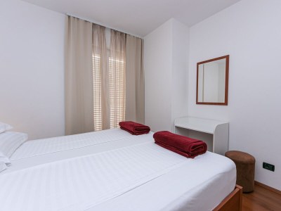 Apartment Two bedroom apartment with terrace and sea view Brela, Makarska A-20066-a - Outdoor photo 22