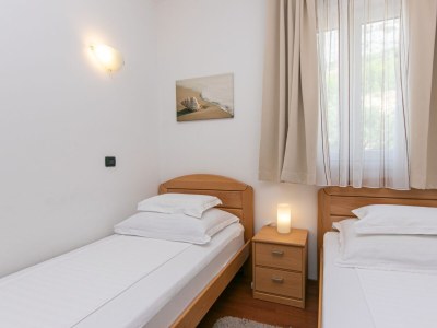 Apartment Two bedroom apartment with terrace and sea view Brela, Makarska A-20066-a - Outdoor photo 23