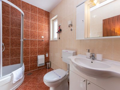 Apartment Two bedroom apartment with terrace and sea view Brela, Makarska A-20066-a - Outdoor photo 25