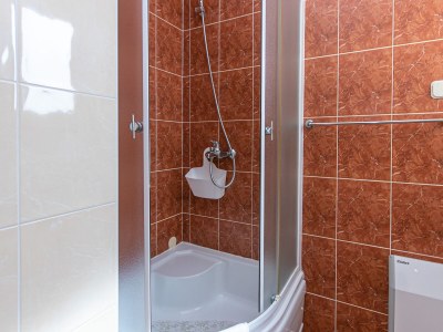 Apartment Two bedroom apartment with terrace and sea view Brela, Makarska A-20066-a - Outdoor photo 26