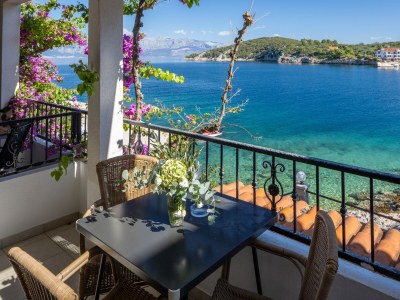 Apartment Studio flat near beach Cove Pokrivenik, Hvar AS-10427-a in Zastražišće - Apartment