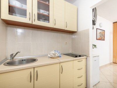 Apartment Studio flat near beach Cove Pokrivenik, Hvar AS-10427-a - Outdoor photo 16