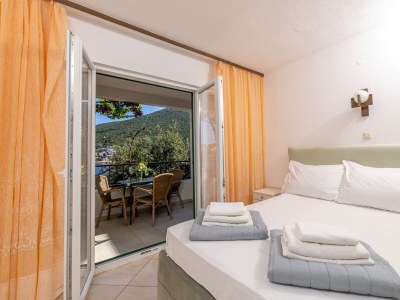 Apartment Studio flat near beach Cove Pokrivenik, Hvar AS-10427-a - Outdoor photo 18