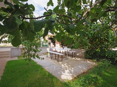 Apartment One bedroom apartment with terrace Pirovac, Šibenik A-23285-a - Outdoor photo 2