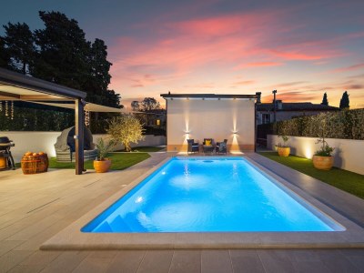 Holiday house Two bedroom house with terrace Rovinj K-24669 - Outdoor photo 7