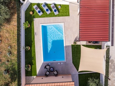 Holiday house Two bedroom house with terrace Rovinj K-24669 - Outdoor photo 8