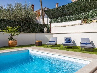 Holiday house Two bedroom house with terrace Rovinj K-24669 - Outdoor photo 12