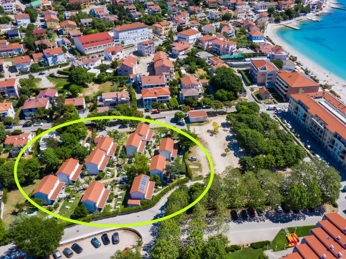 Apartment One bedroom apartment with terrace Baška, Krk A-18771-b