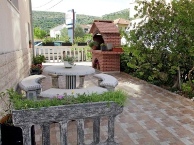 Apartment One bedroom apartment with balcony and sea view Trogir A-24168-c - Outdoor photo 5