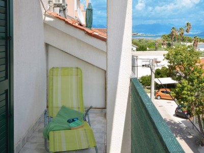 Apartment One bedroom apartment with balcony and sea view Trogir A-24168-c - Outdoor photo 17