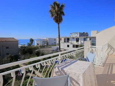 Apartment One bedroom apartment with balcony and sea view Podstrana, Split A-23954-a - Outdoor photo 17