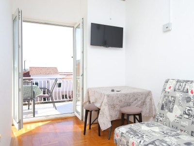 Apartment One bedroom apartment with terrace and sea view Podstrana, Split A-23954-b - Outdoor photo 13
