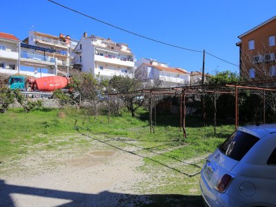 Apartment One bedroom apartment with air-conditioning Podstrana, Split A-23954-c - Outdoor photo 10