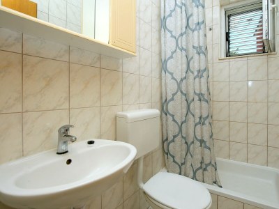 Apartment One bedroom apartment with air-conditioning Podstrana, Split A-23954-c - Outdoor photo 17