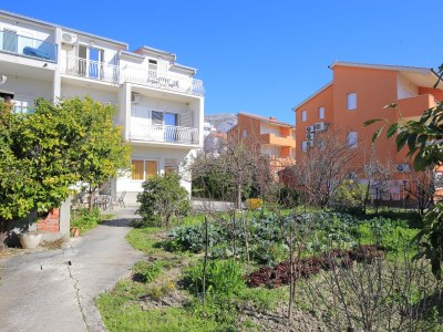 Apartment One bedroom apartment with terrace Podstrana, Split A-23954-d - Outdoor photo 4