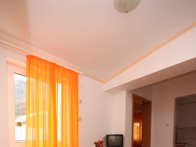 Apartment Two bedroom apartment with balcony and sea view Gradac, Makarska A-6820-b - Outdoor photo 15