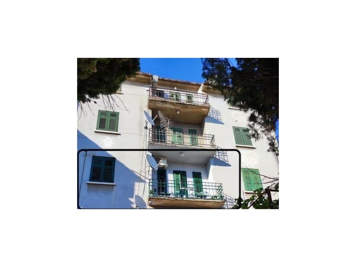 Apartment Two bedroom apartment with balcony Šibenik A-24034-a - Outdoor photo 2