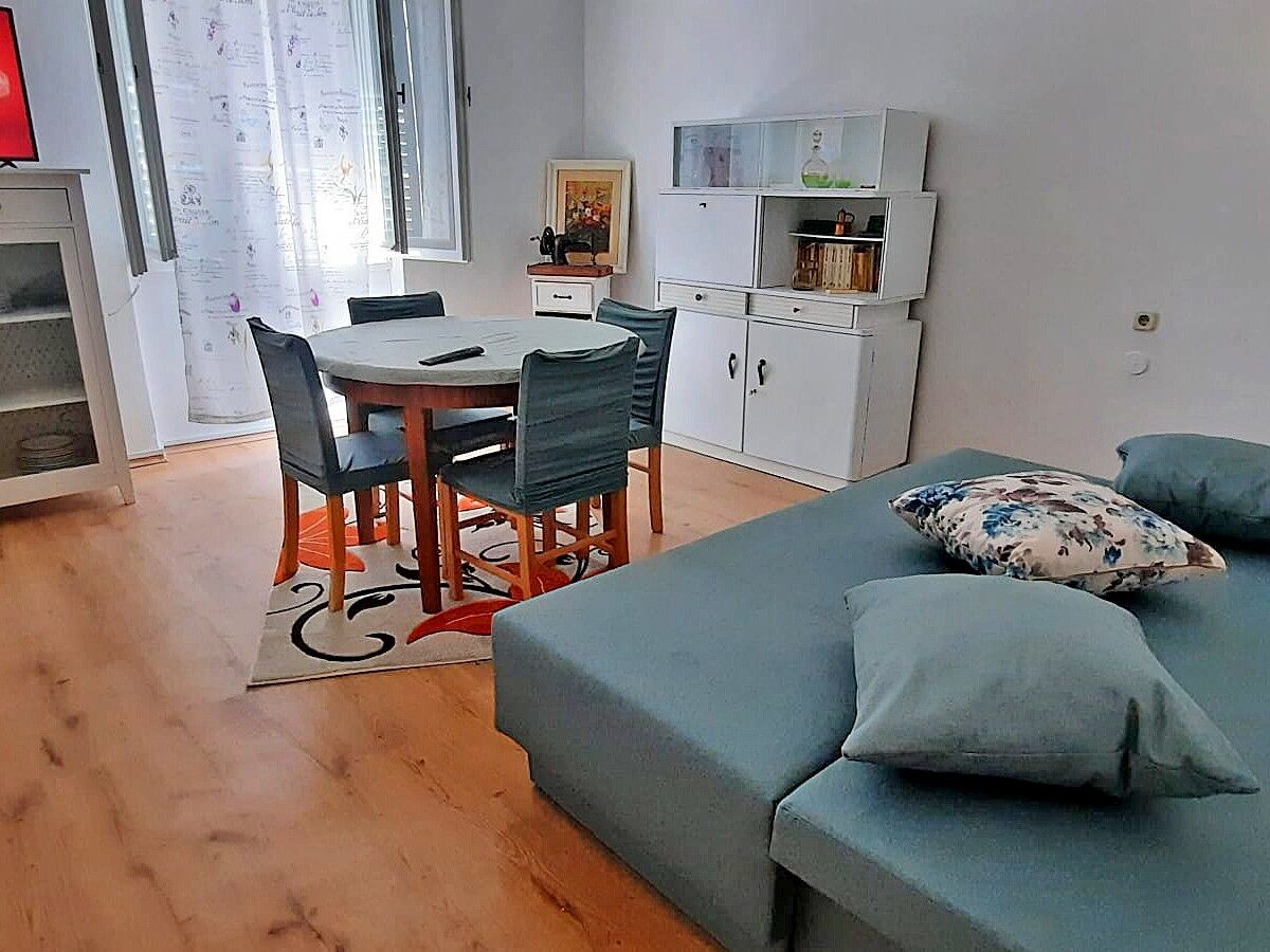 Apartment Two bedroom apartment with balcony Šibenik A-24034-a - Outdoor photo 3