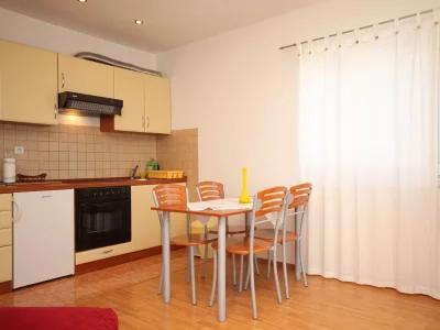 Apartment One bedroom apartment near beach Preko, Ugljan A-8384-a - Outdoor photo 18