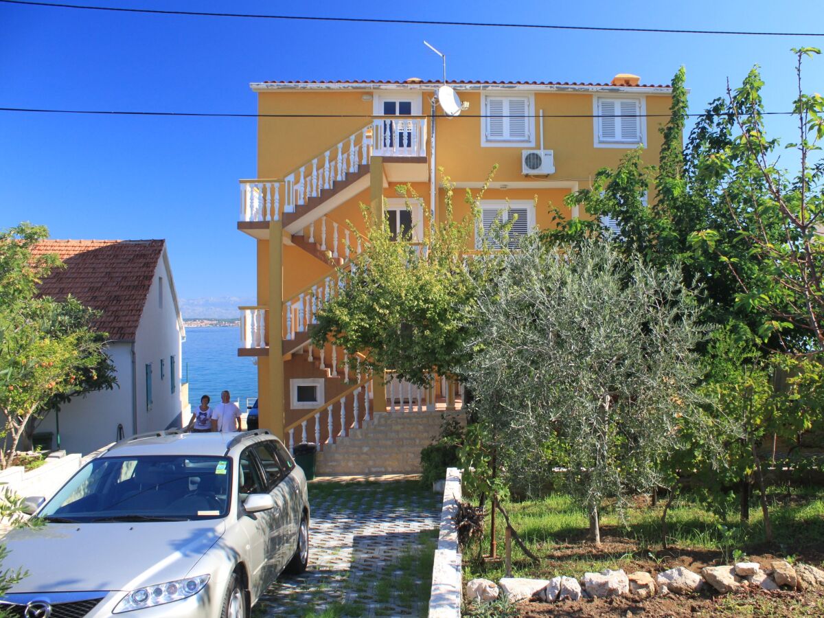 Apartment One bedroom apartment near beach Preko, Ugljan A-8384-b - Outdoor photo 2