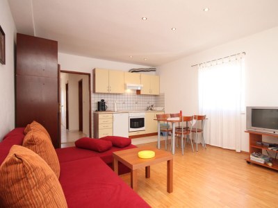 Apartment One bedroom apartment near beach Preko, Ugljan A-8384-b - Outdoor photo 16