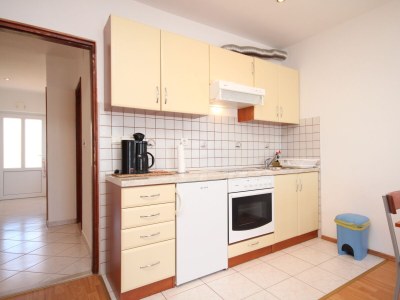 Apartment One bedroom apartment near beach Preko, Ugljan A-8384-b - Outdoor photo 19