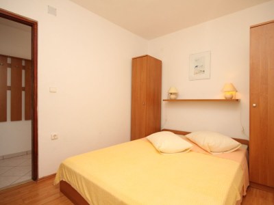 Apartment One bedroom apartment near beach Preko, Ugljan A-8384-b - Outdoor photo 21