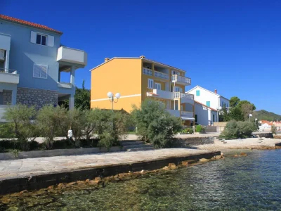 Apartment Three bedroom apartment near beach Preko, Ugljan A-8384-c in Preko - Apartment