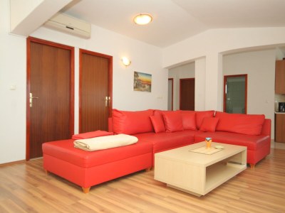Apartment Three bedroom apartment near beach Preko, Ugljan A-8384-c - Outdoor photo 17