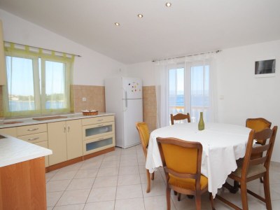 Apartment Three bedroom apartment near beach Preko, Ugljan A-8384-c - Outdoor photo 19