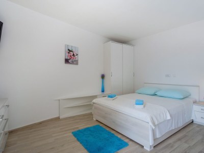 Apartment Studio flat with terrace and sea view Mali Lošinj, Lošinj AS-18322-b - Outdoor photo 11