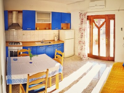 Apartment One bedroom apartment with terrace and sea view Povlja, Brač A-14399-b - Outdoor photo 10