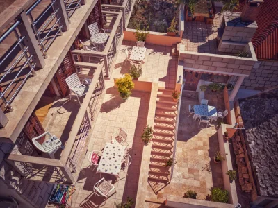 Apartment Two bedroom apartment with balcony and sea view Povlja, Brač A-14399-c - Outdoor photo 5