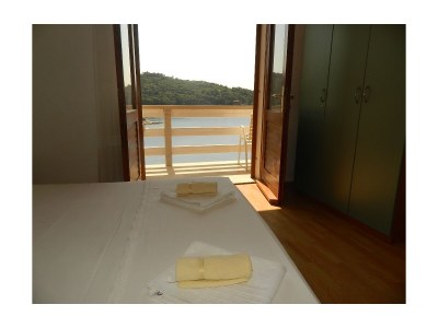 Apartment One bedroom apartment with balcony and sea view Povlja, Brač A-14399-d - Outdoor photo 13