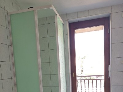 Apartment Two bedroom apartment with balcony and sea view Stobreč, Split A-20510-b - Outdoor photo 9